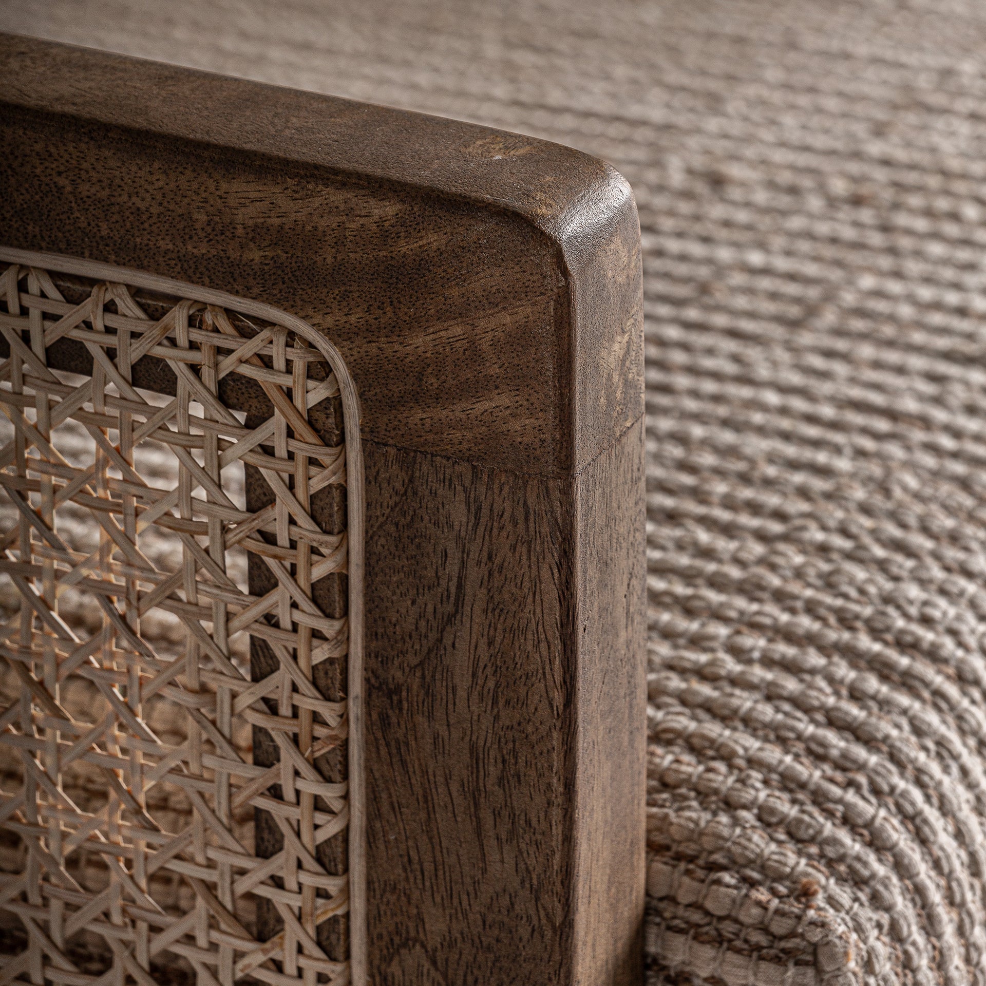 ROMARAND ARMCHAIR
